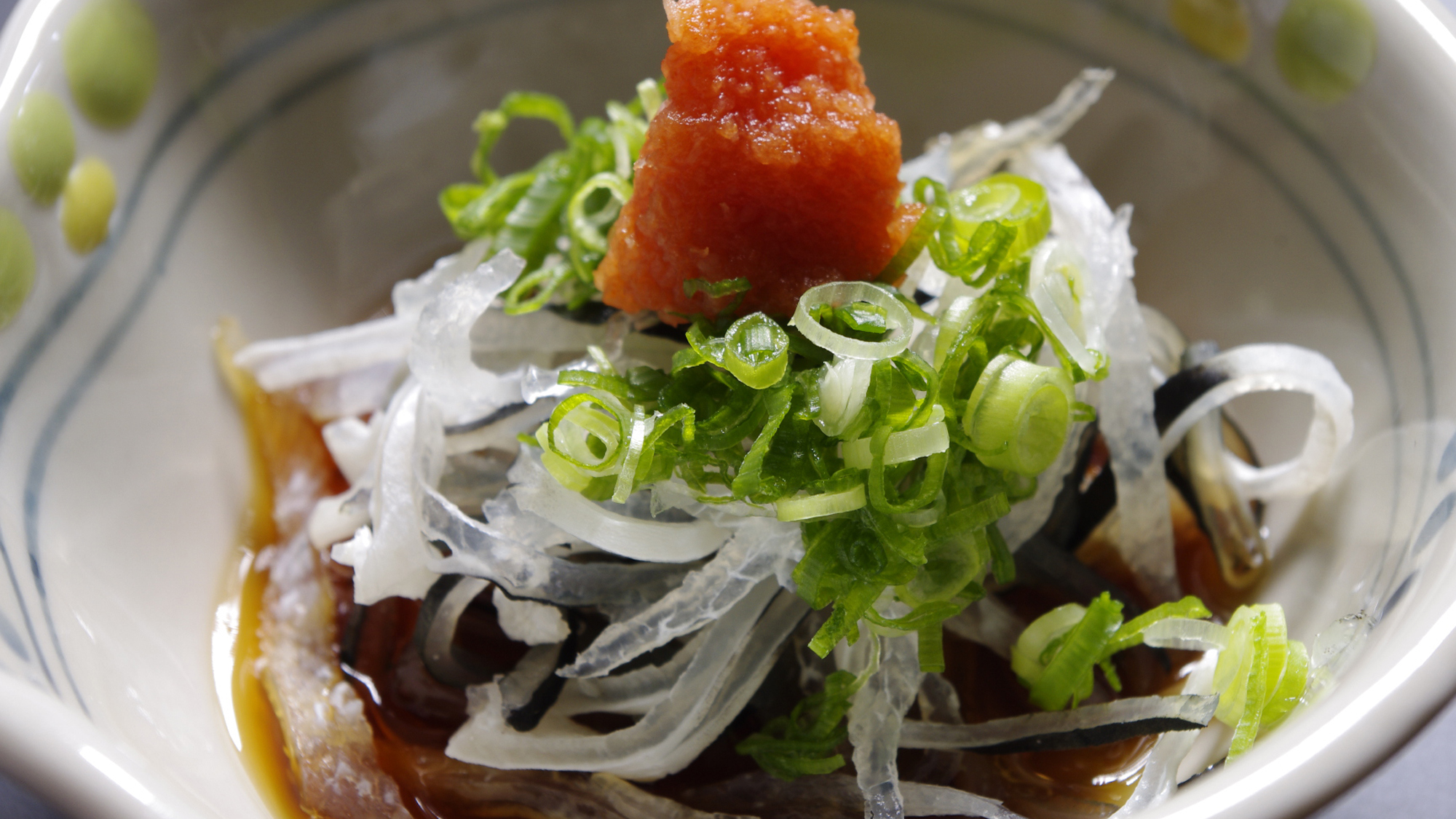 てっぴ（ふぐの皮の湯引き)