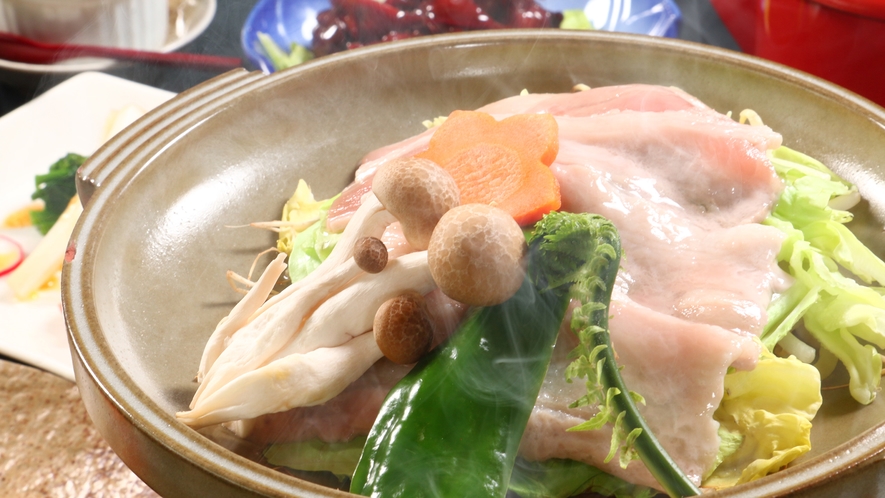 【夕食一例】陶板焼き～国産豚と旬の野菜～ポン酢でお召し上がりください