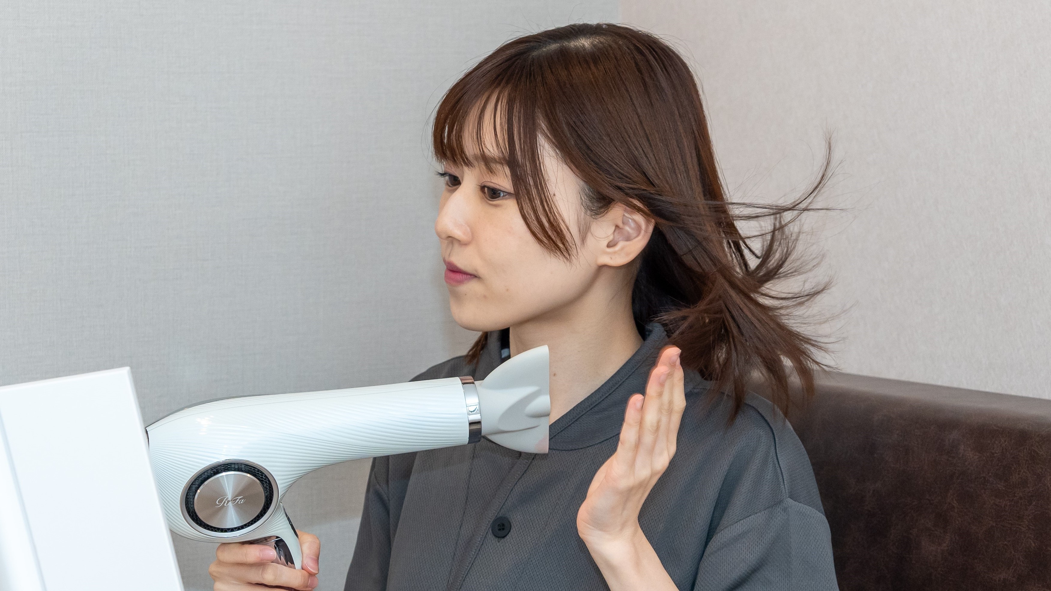 しっとりやわらかいレア髪をつくる『リファビューテック ドライヤー』※使用感イメージ