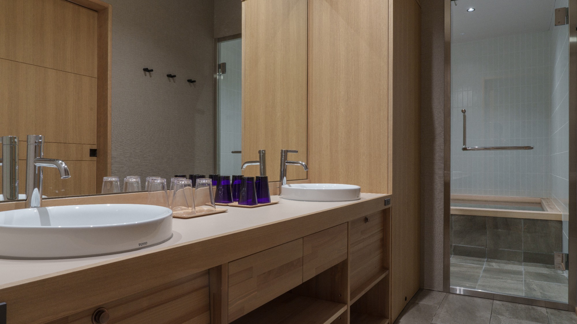 サウナ・露天風呂付 | ラグジュアリースイート