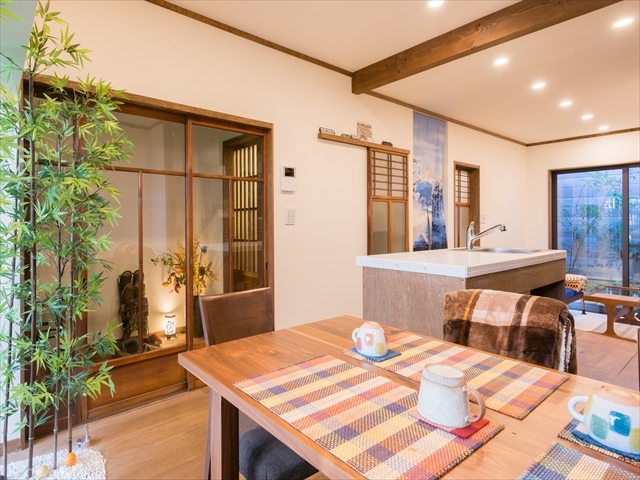 【直前割50％OFF・7泊〜】京町家のリノベ貸別荘で長期滞在（小学生以下の宿泊無料）