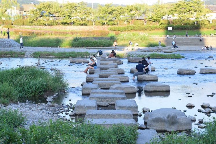 鴨川デルタ公園飛び石