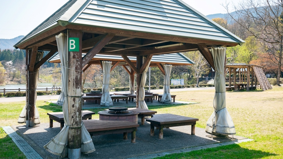 【ログハウス宿泊プラン】冬季割引でお得♪バリアフリーのログハウスで“暮らすように泊まる”休日を