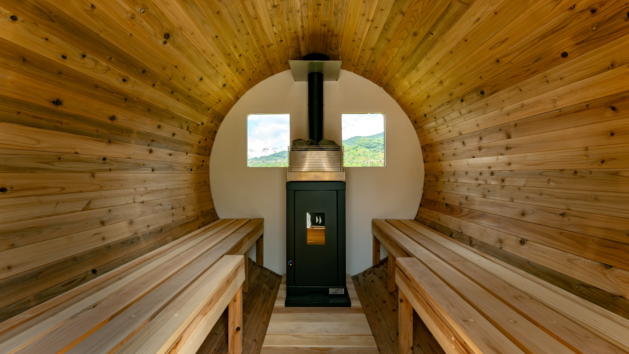 *【グランピング】形の異なるプライベートサウナ完備