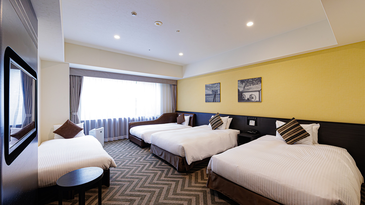 スタンダードフロアデラックスルーム（4名一例）