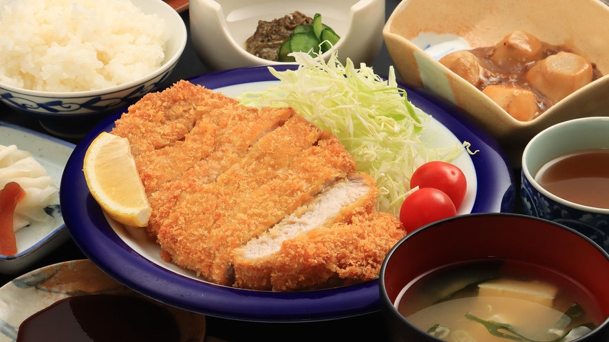 【料理】 夕食 ビシネス定食 一例 