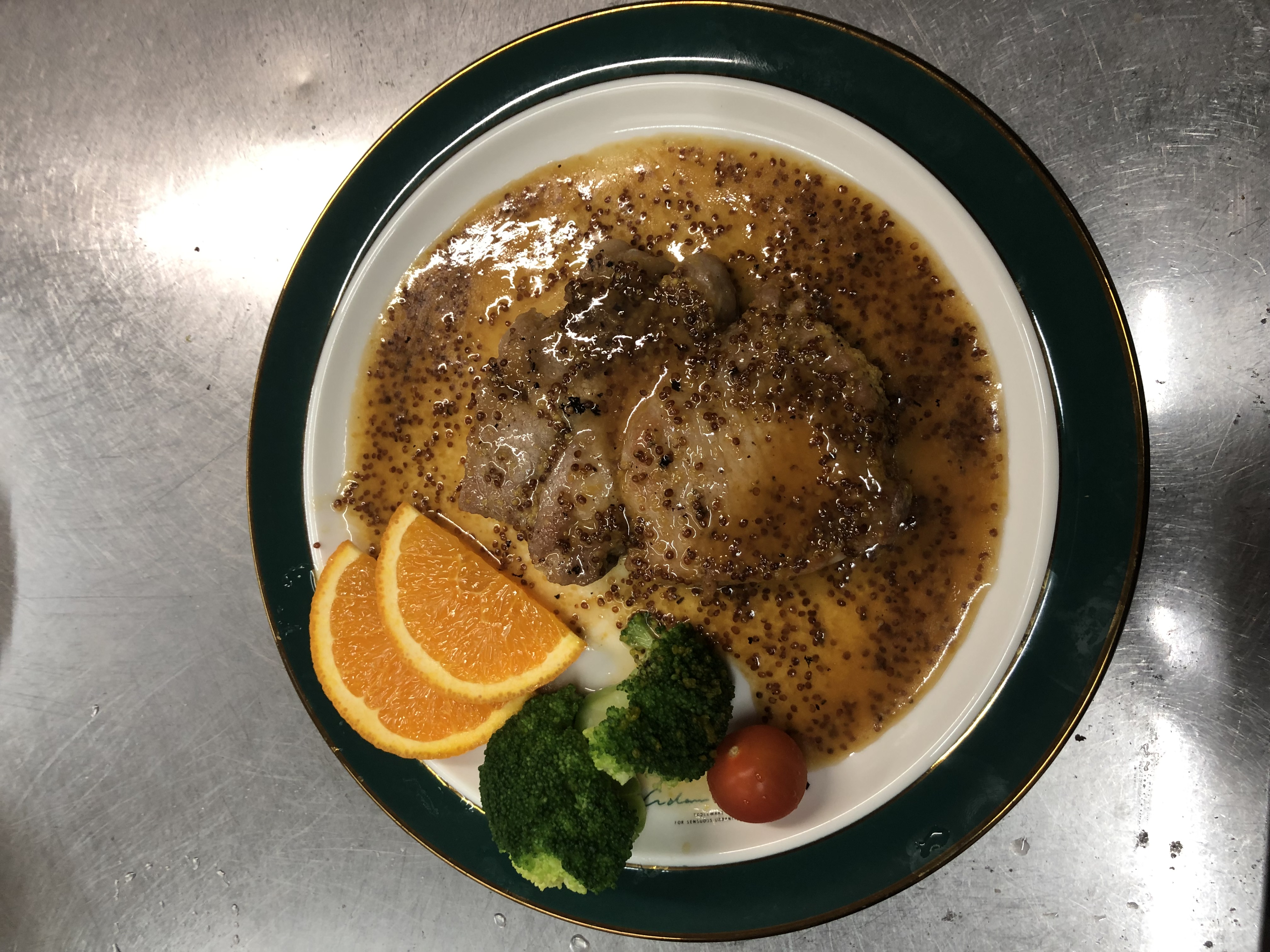 豚ロース肉のオレンジソース煮（スペイン料理）