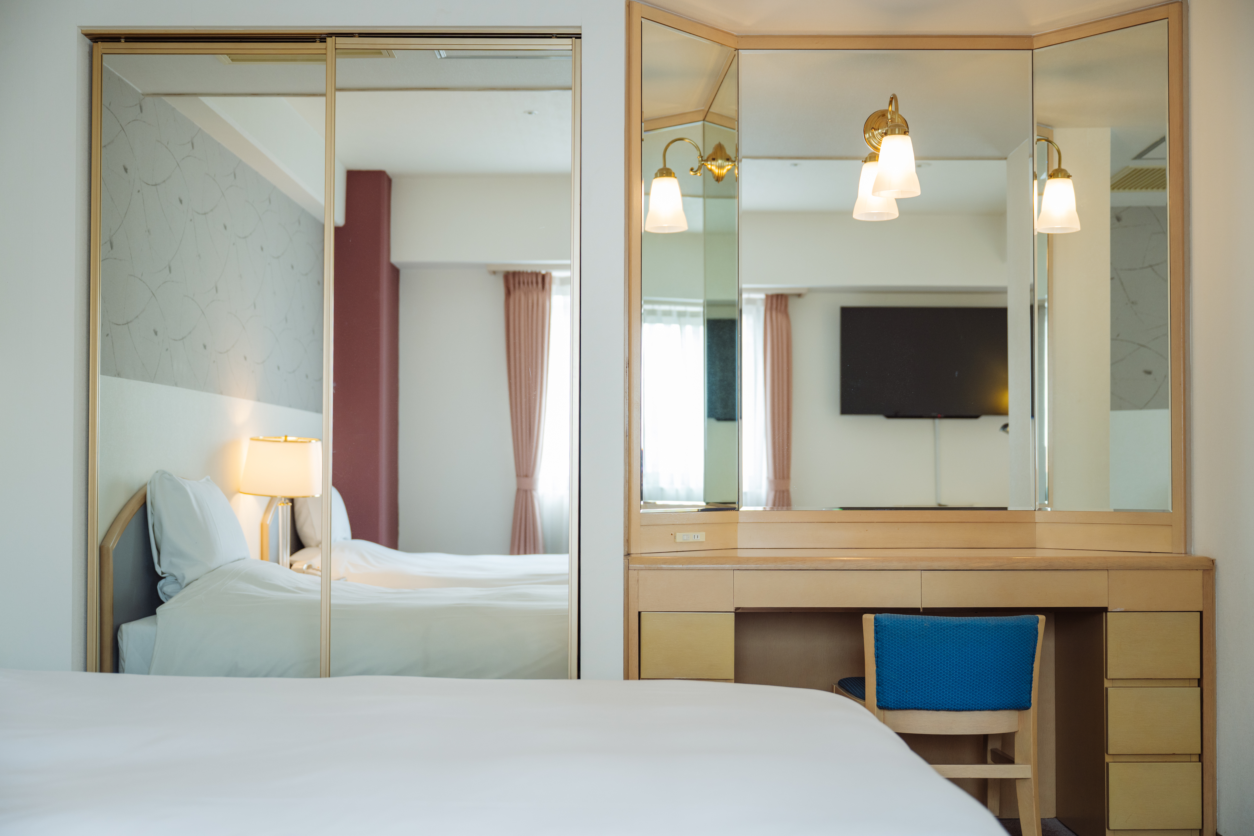 デラックスツインルーム（禁煙・喫煙）