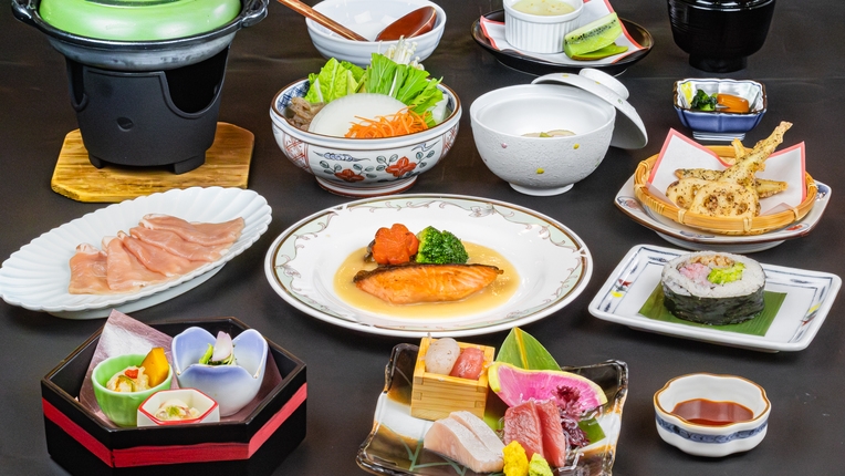 【年末年始限定】ご好評いただいております温泉と料理で一年の疲れをゆったり癒し、新年をお迎えください