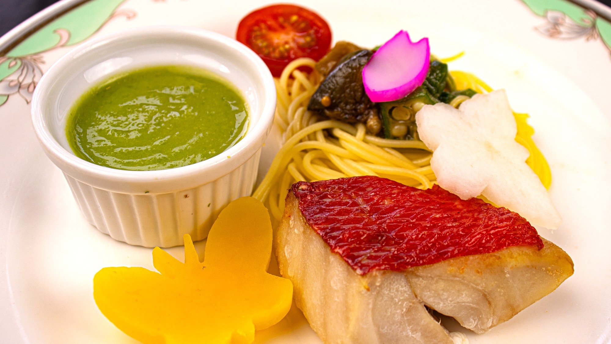 【土曜日がお得！】ポイントUPと夕食時ワンドリンク付で土曜をお得に…♪１泊２食付スタンダードプラン☆