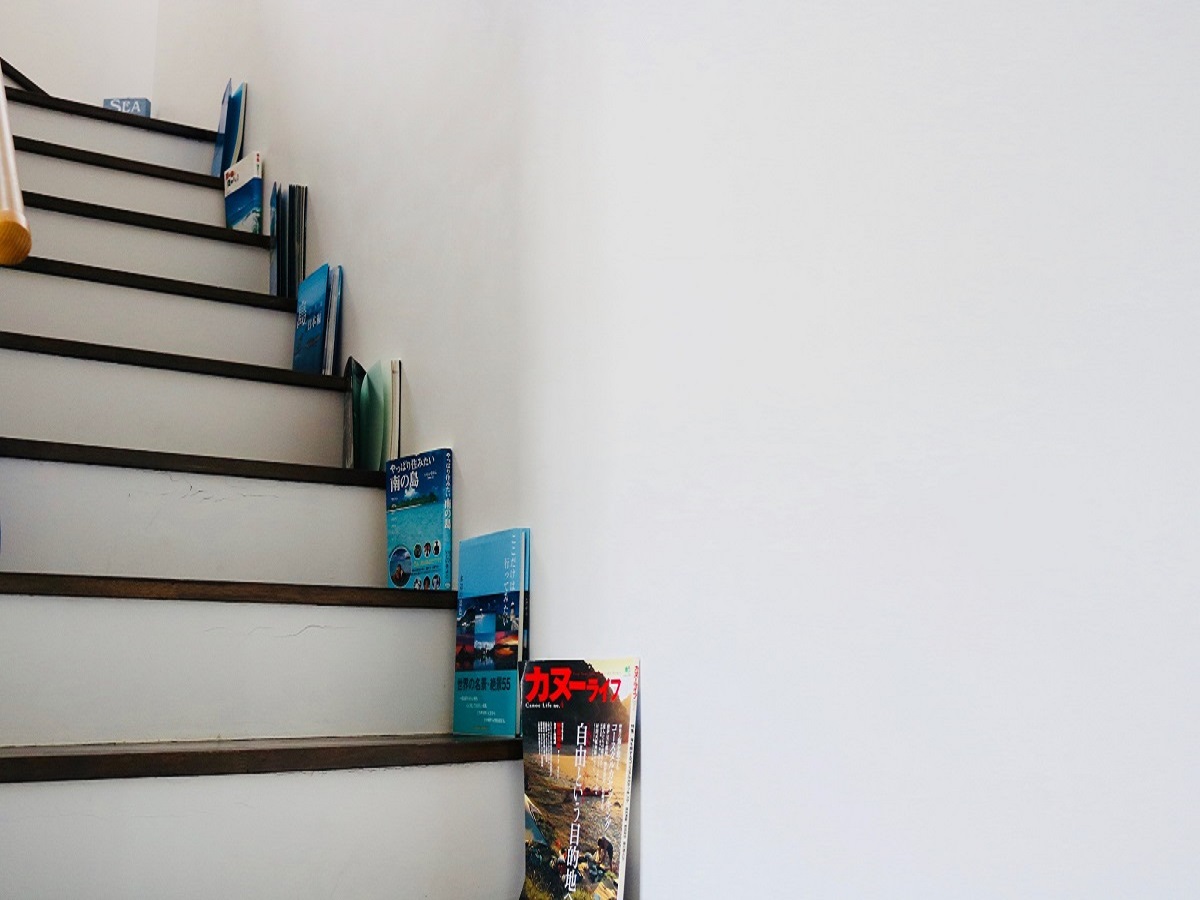 客室に上がる階段。