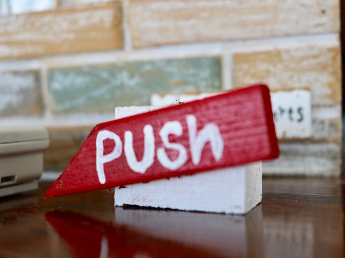 ピンポンしてね。