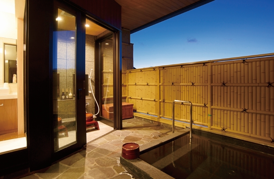 Private room open-air bath