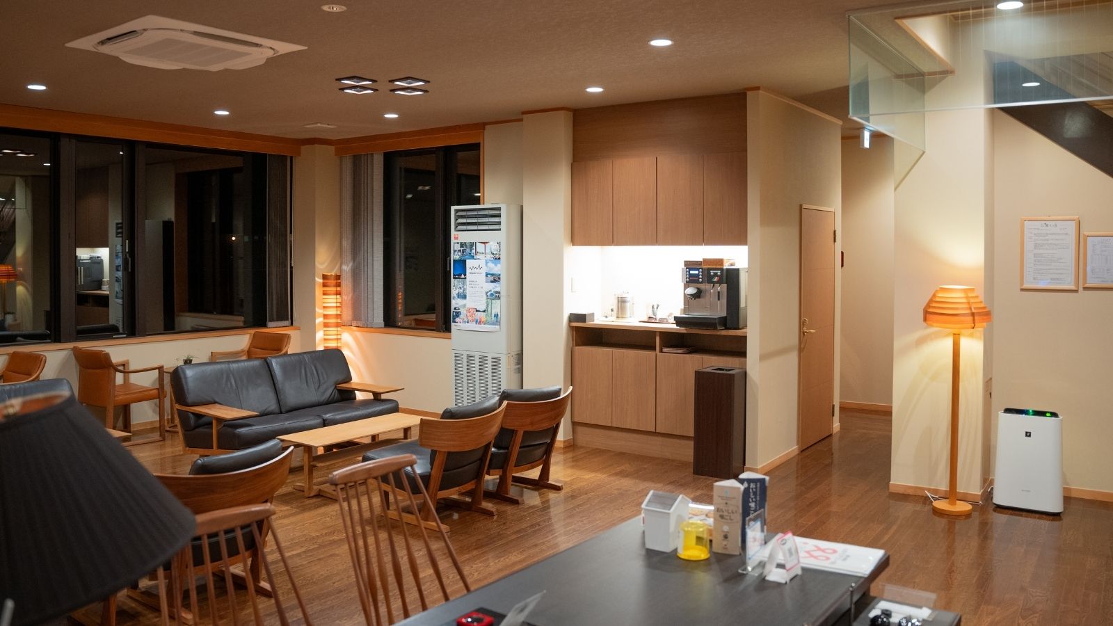 館内