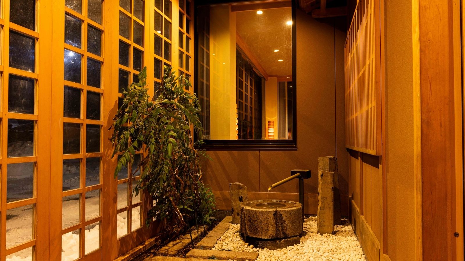 【館内｜玄関】