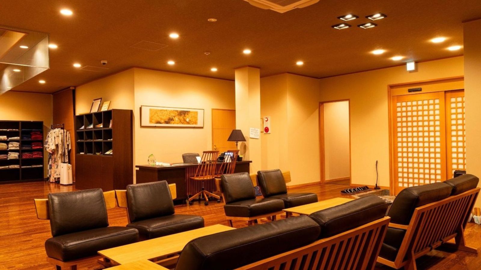 【館内｜ロビー】