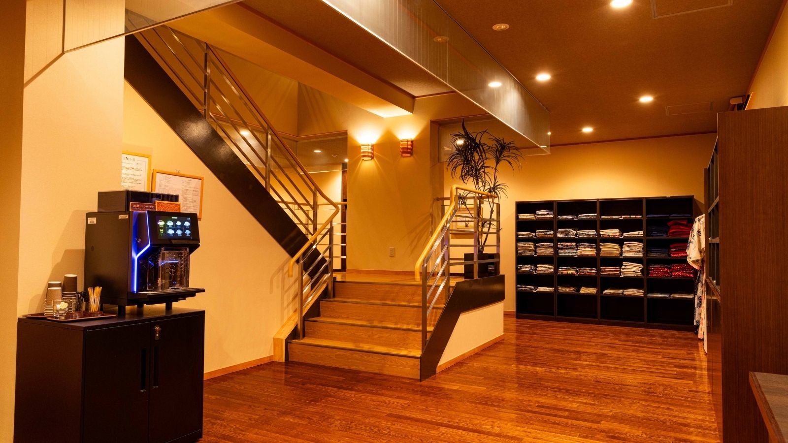 【館内｜ロビー】