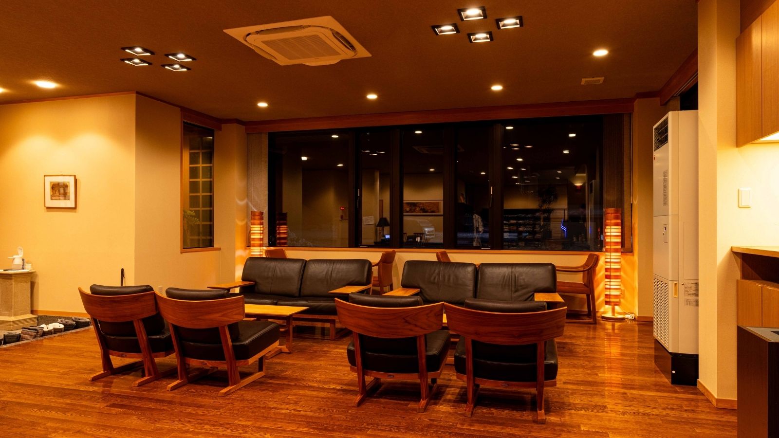 【館内｜ロビー】