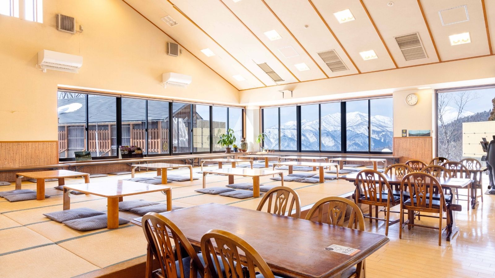 満天の湯 お食事処