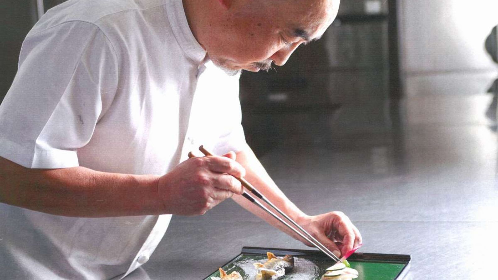 料理長調理風景