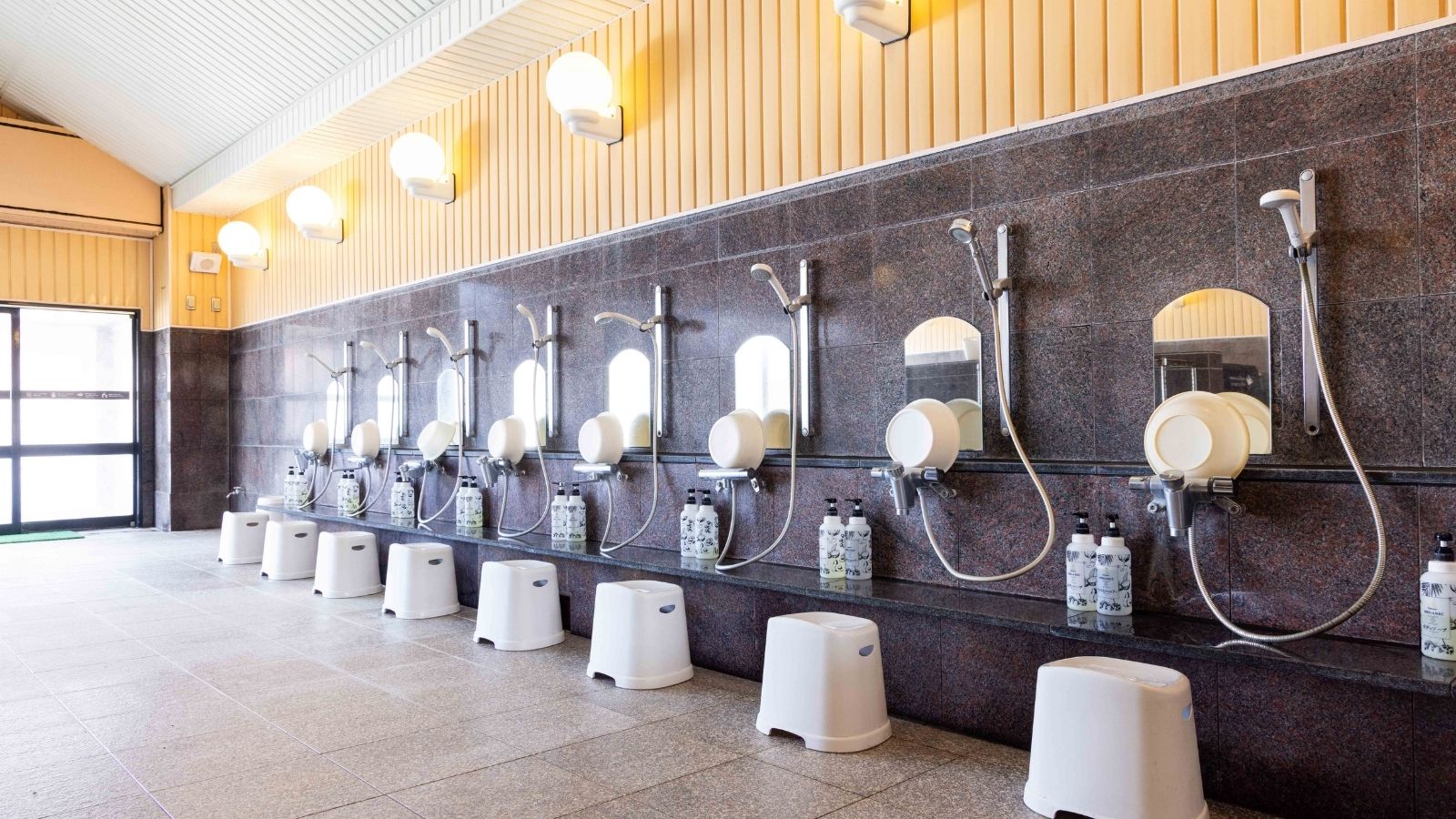 【男湯｜シャワー】