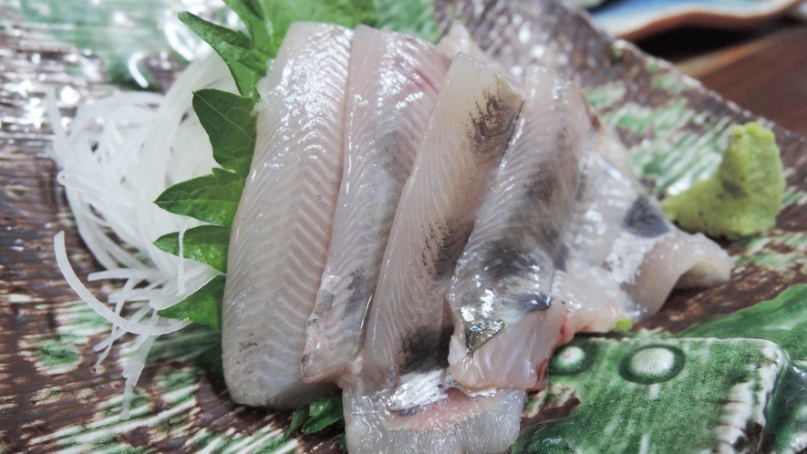 *【お食事一例/お造り】新鮮な魚介を使ったお料理