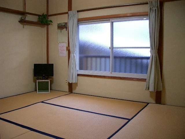 Kamar bergaya Jepang 6 kamar tatami 3