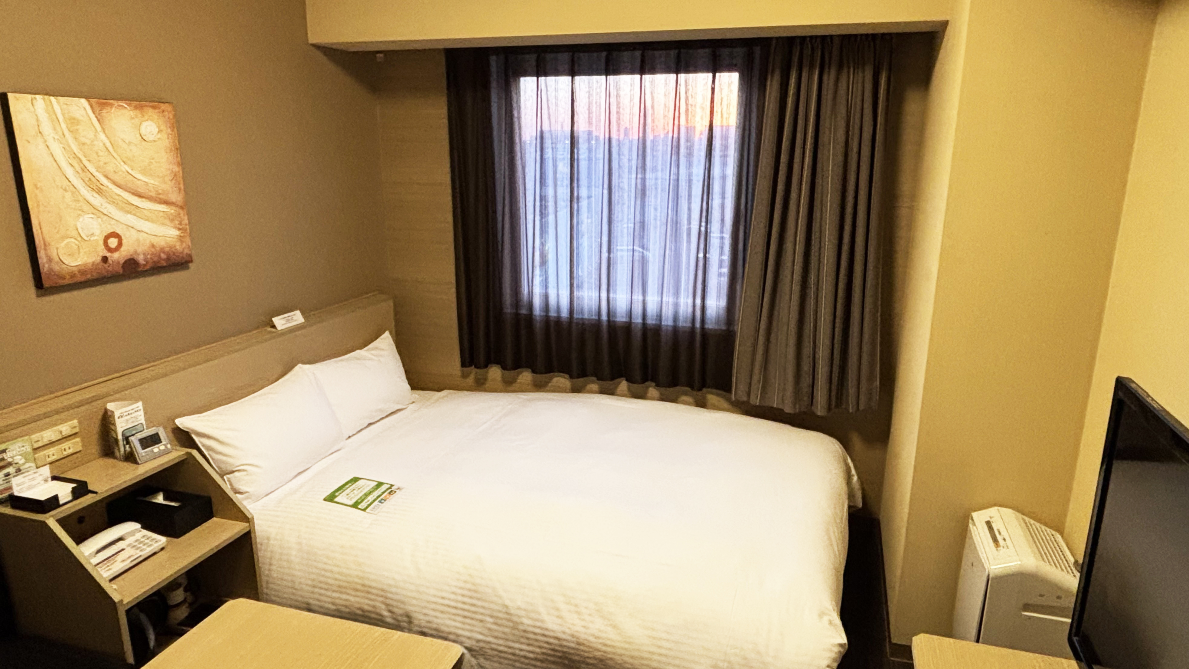 スタンダードセミダブルルーム