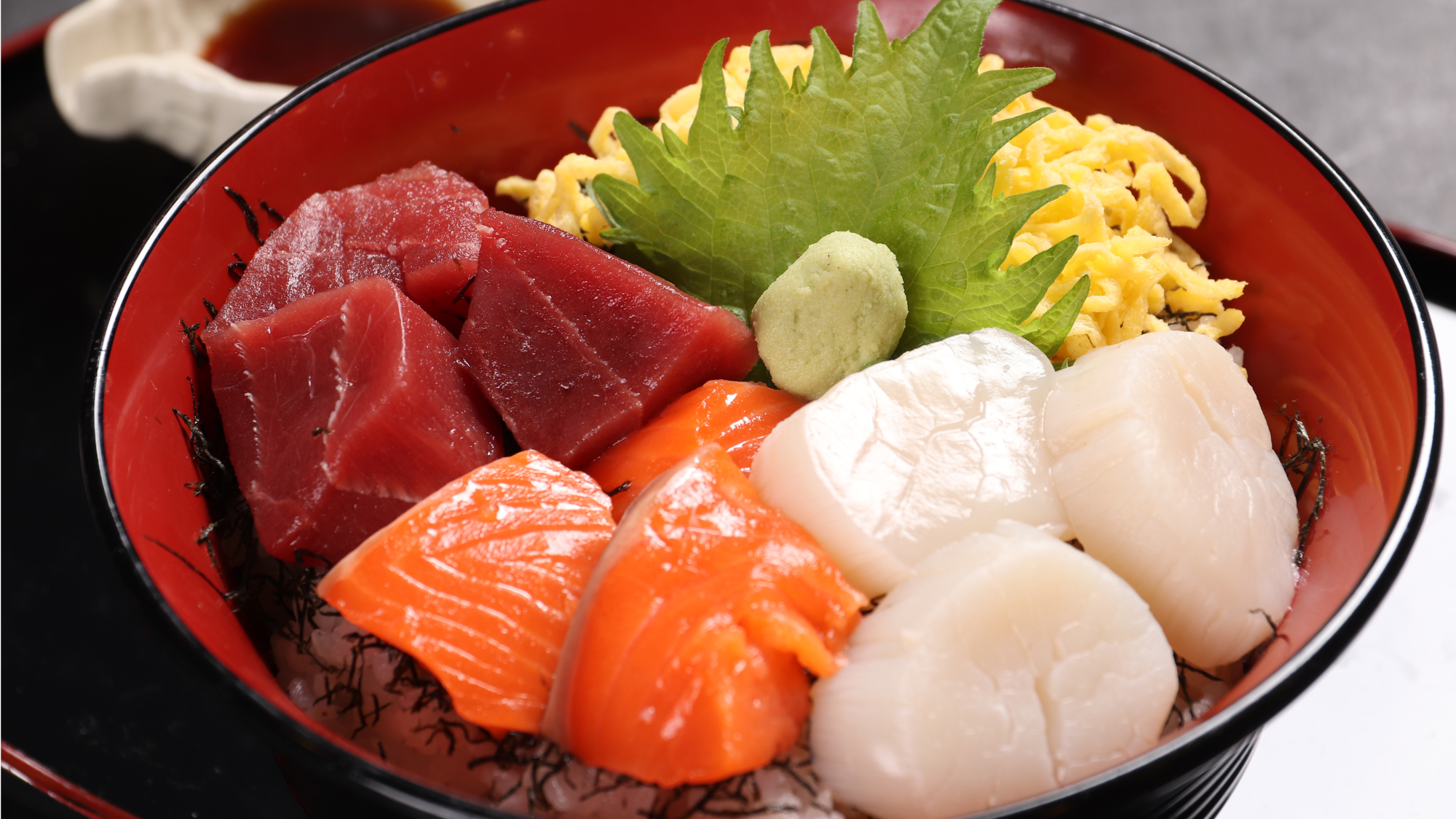 ★朝食も海幸がうれしい「海鮮三色丼」