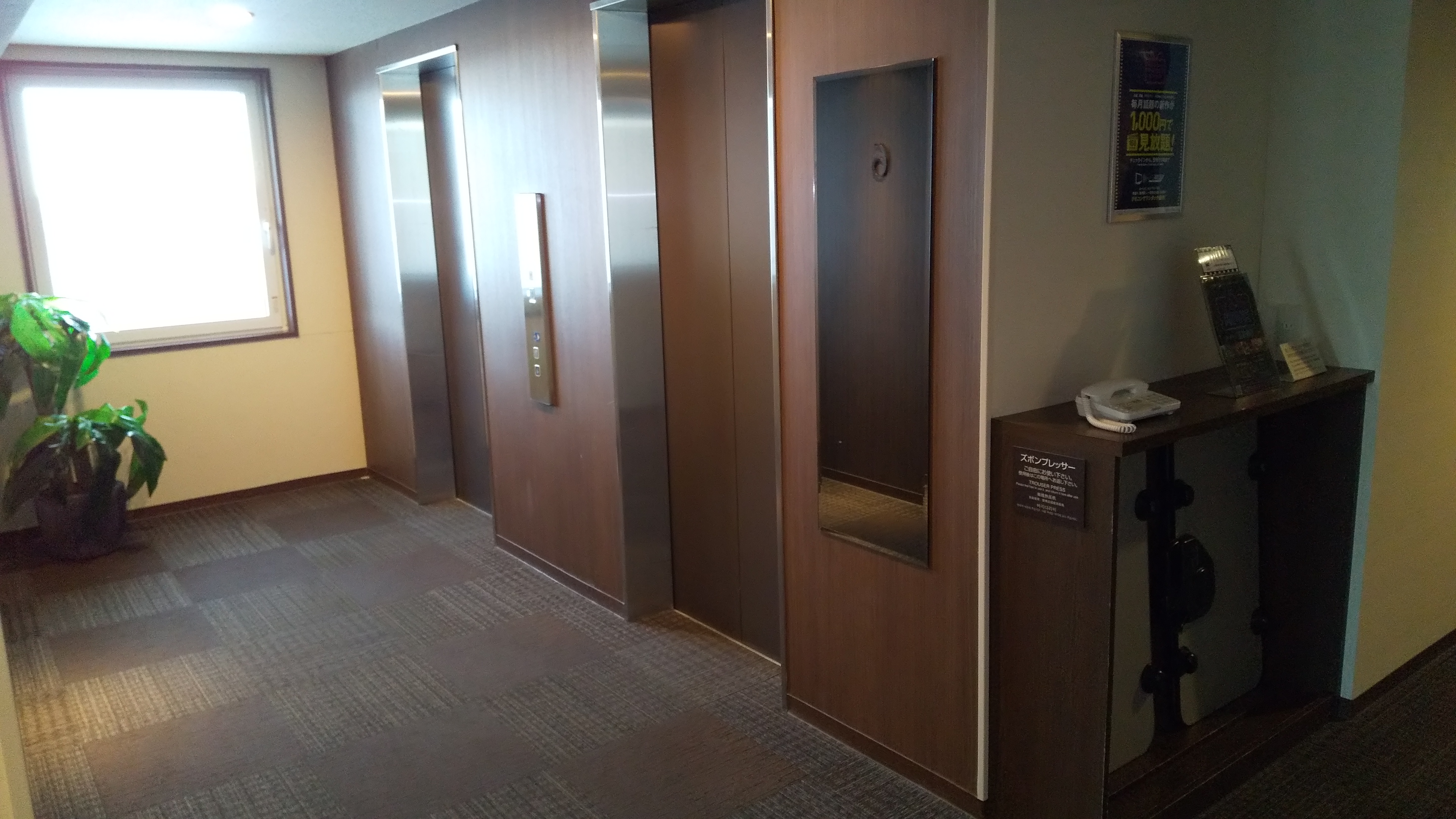 スタンダードフロア　エレベーターホール