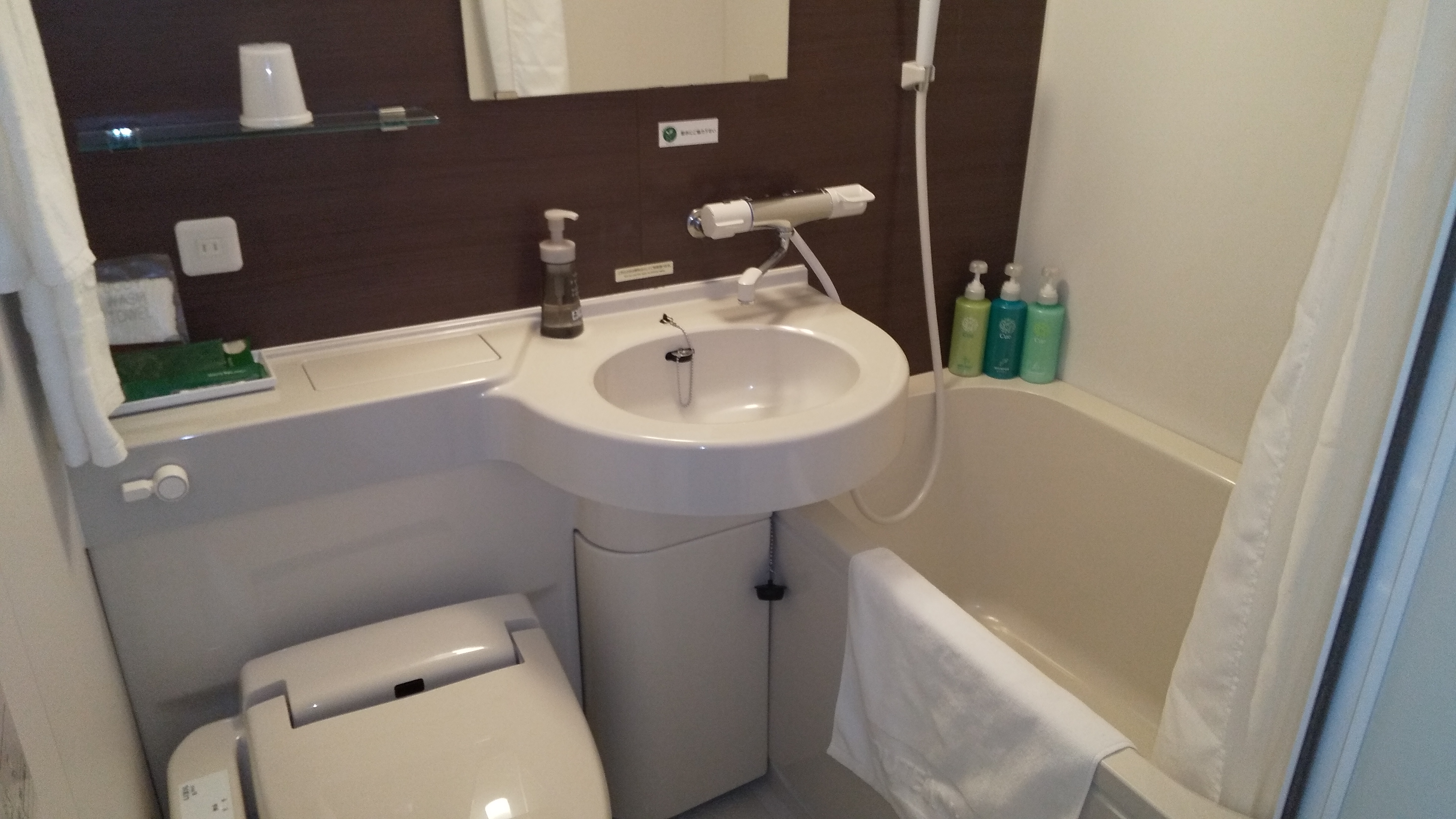 コンフォートシングル　ユニットバス内