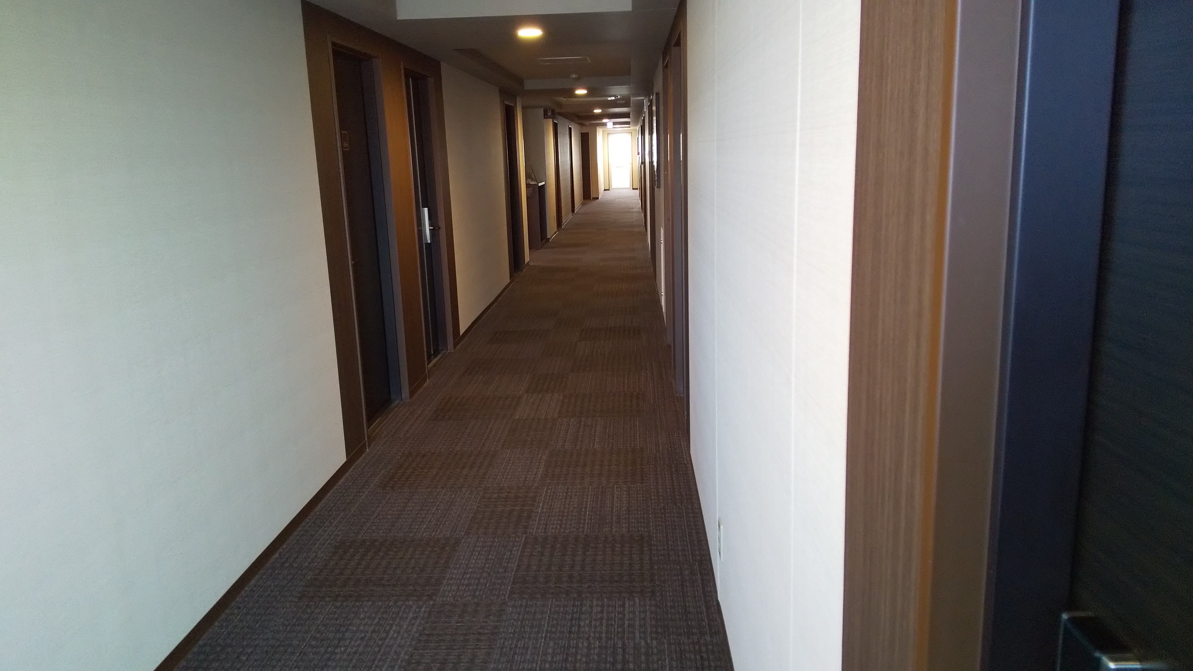 スタンダードフロア　廊下