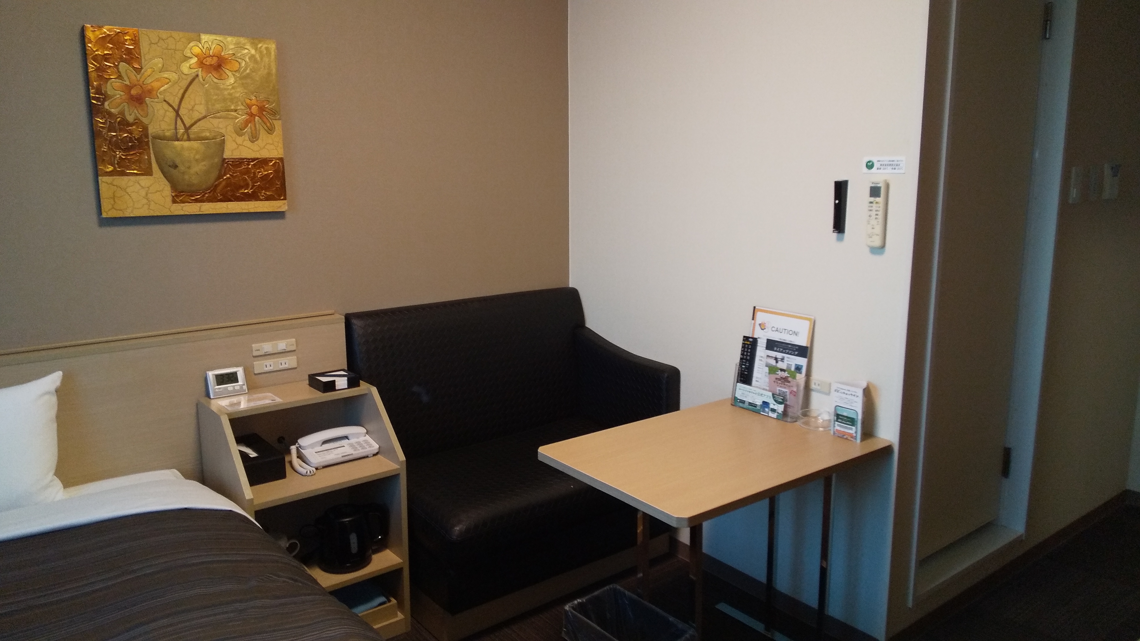 スタンダードシングル［ユニットバス付］2