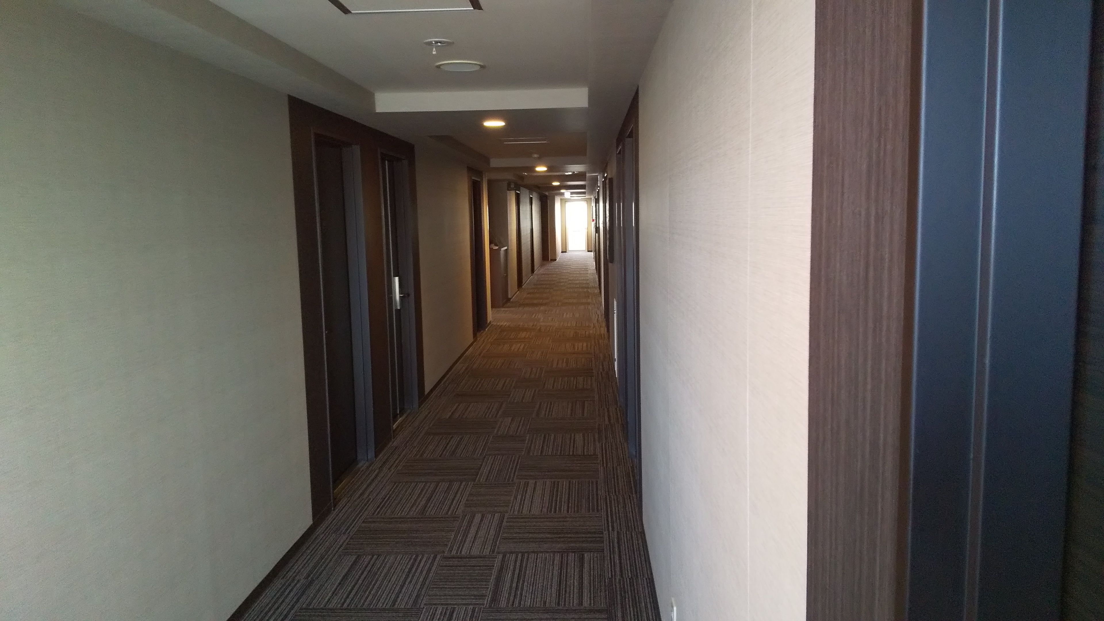 コンフォートフロア　廊下