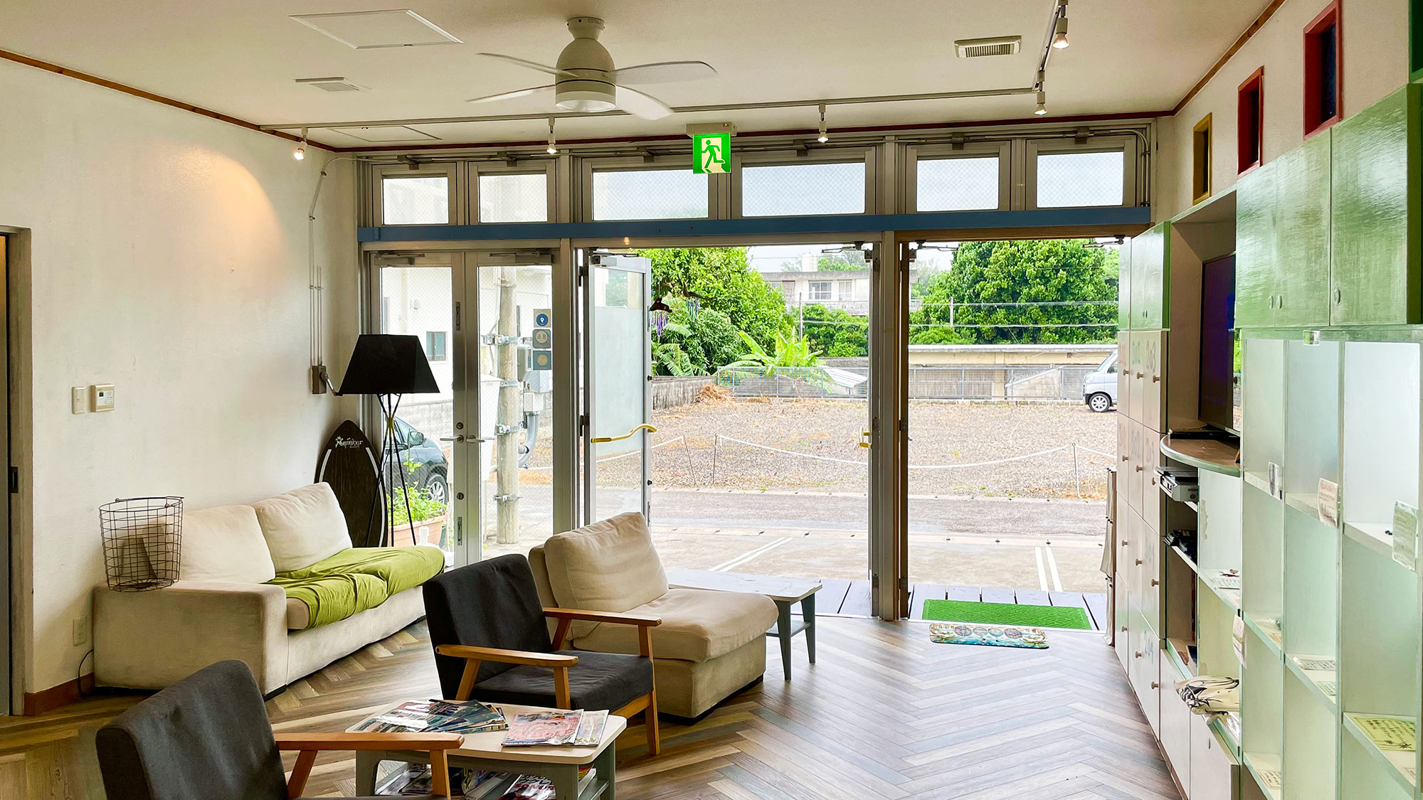 ・【ロビー】開放感あふれるロビーで、ゆんたく気分