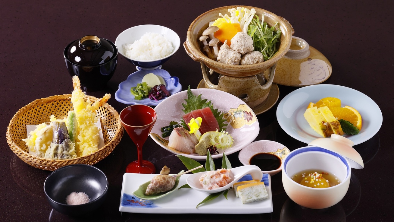 【日帰り/ご昼食】【11時〜15時】】会席「新月」コース（大和肉鶏のつみれ鍋付）　＠7,000円〜