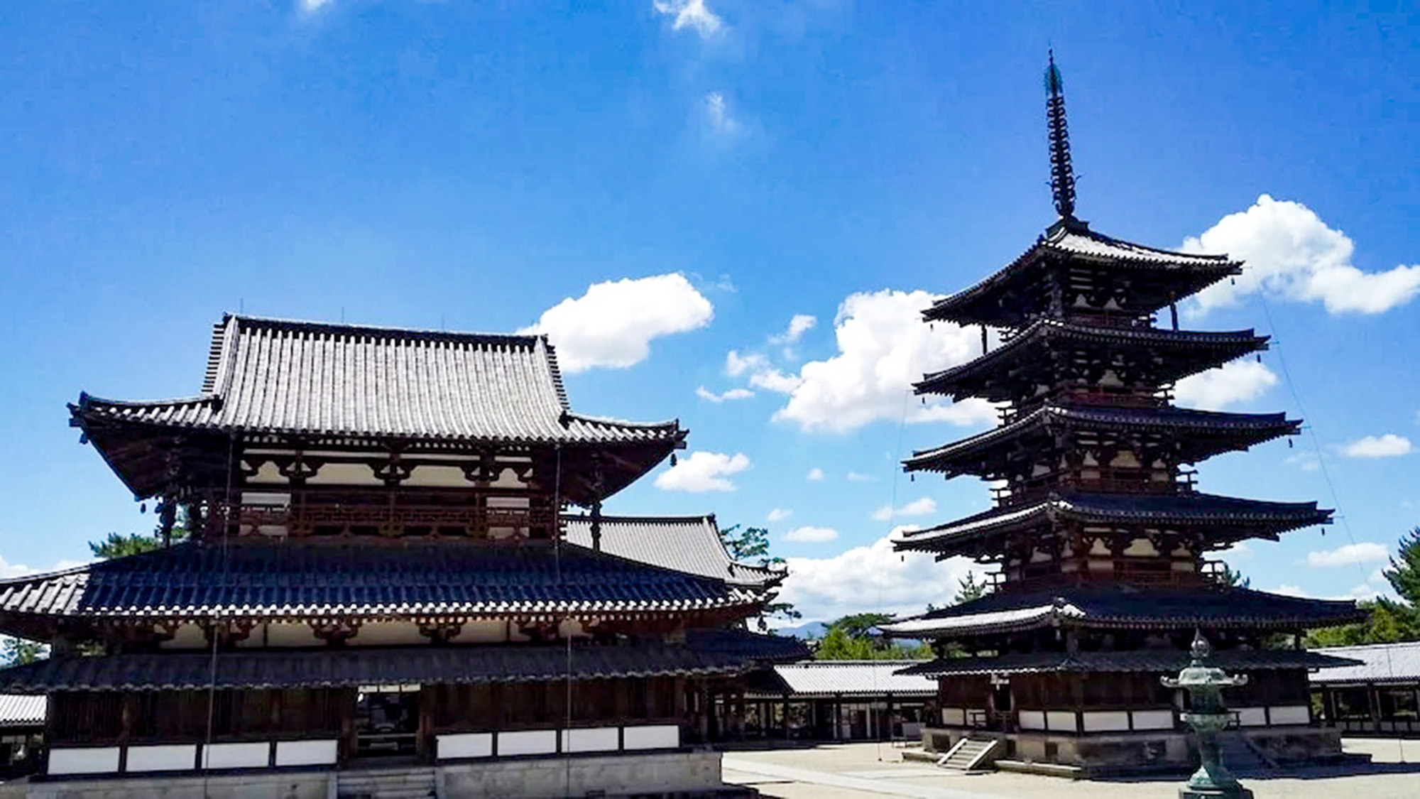 ・【法隆寺】五重塔で有名な法隆寺へは奈良駅からバスでいけますよ