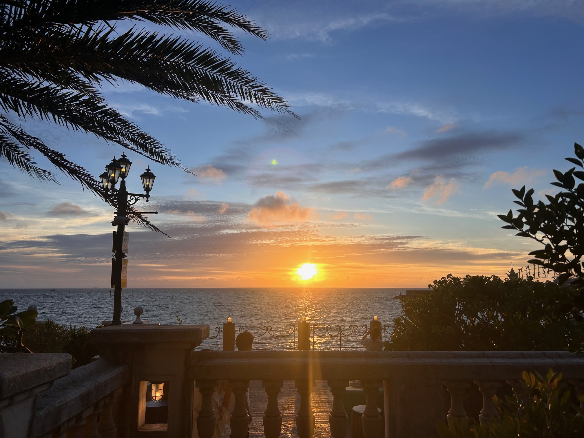 アメリカンビレッジ夕日