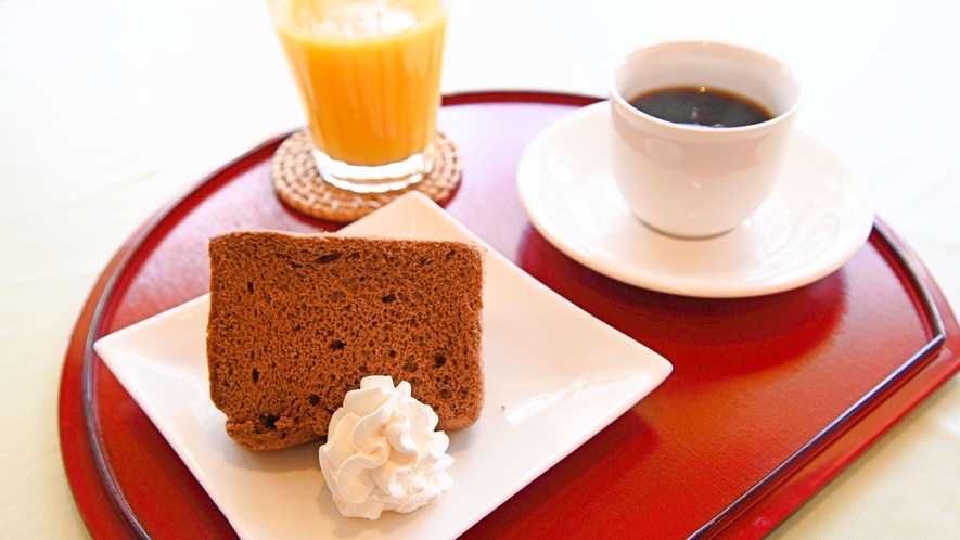 【レストランメニュー】手作りケーキとコーヒーのセット