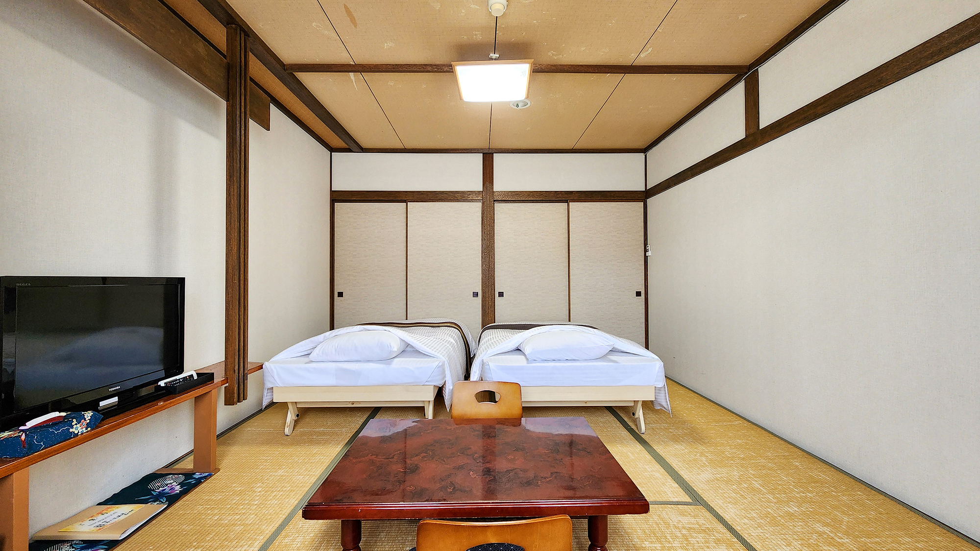 #【10畳】 当館スタンダードタイプのお部屋です