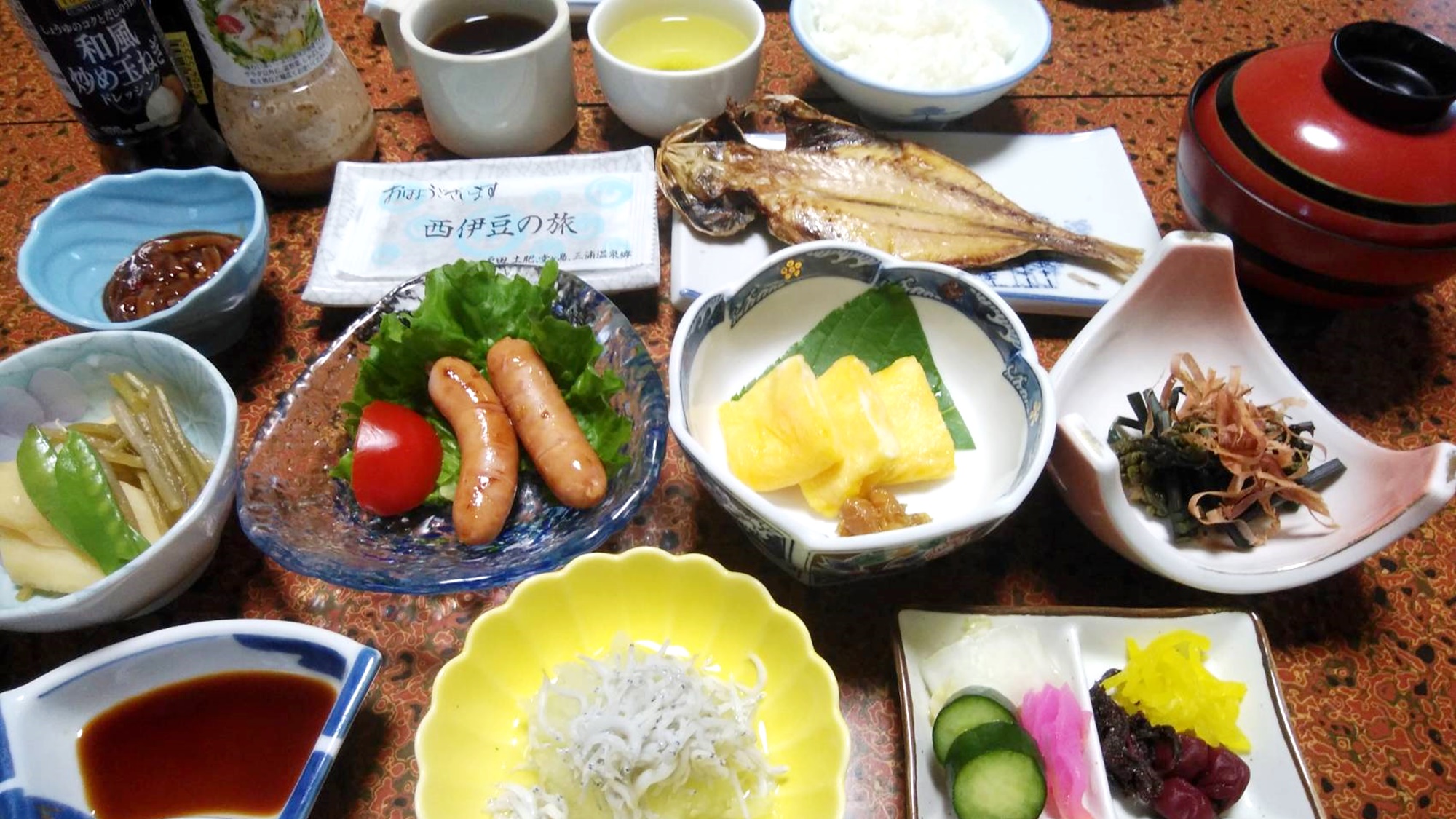 *朝食（一例）/これぞ日本の朝ごはん！という和食をお召し上がりください。