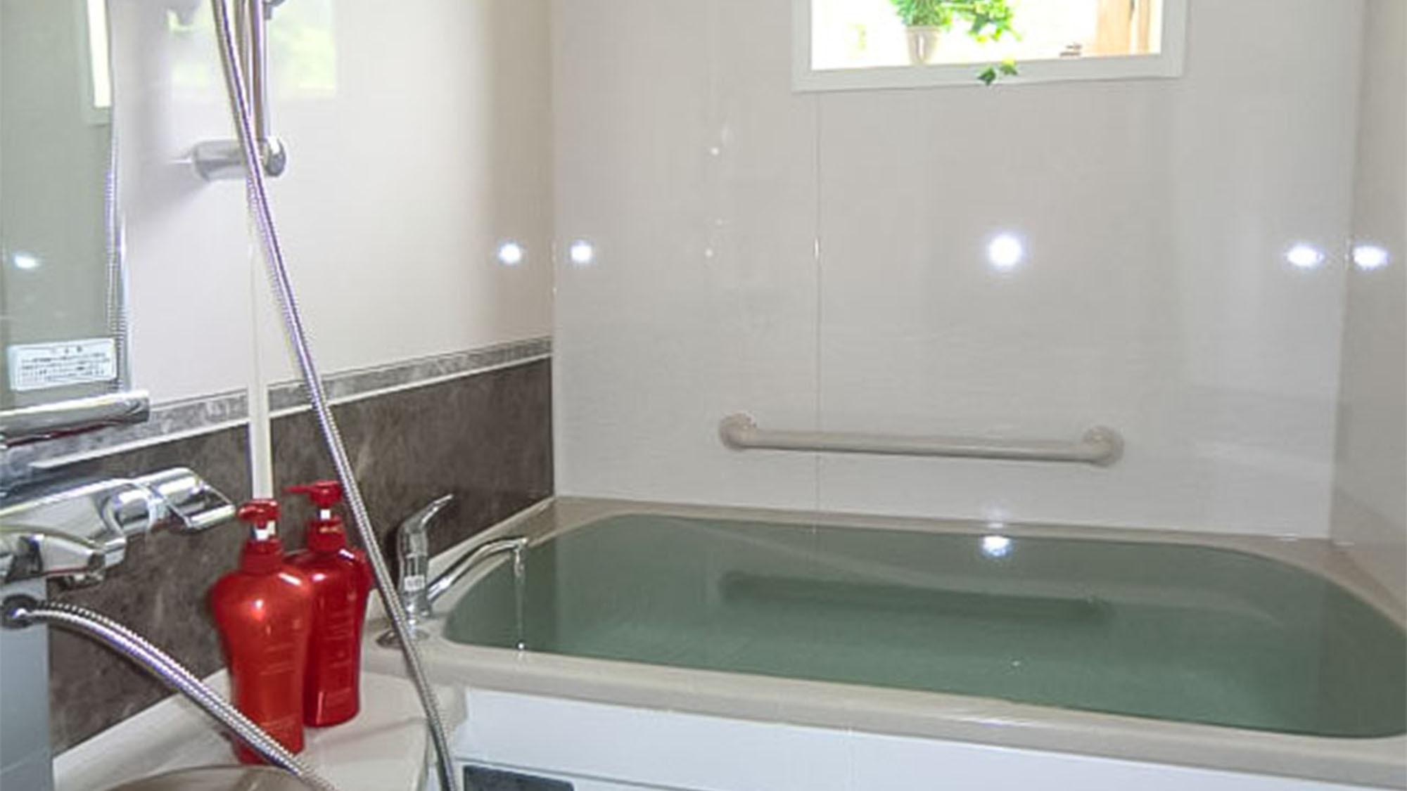 【やよい】フィンランドログハウス・平屋タイプ ＜室内源泉かけ流し温泉付＞（1〜4名利用）