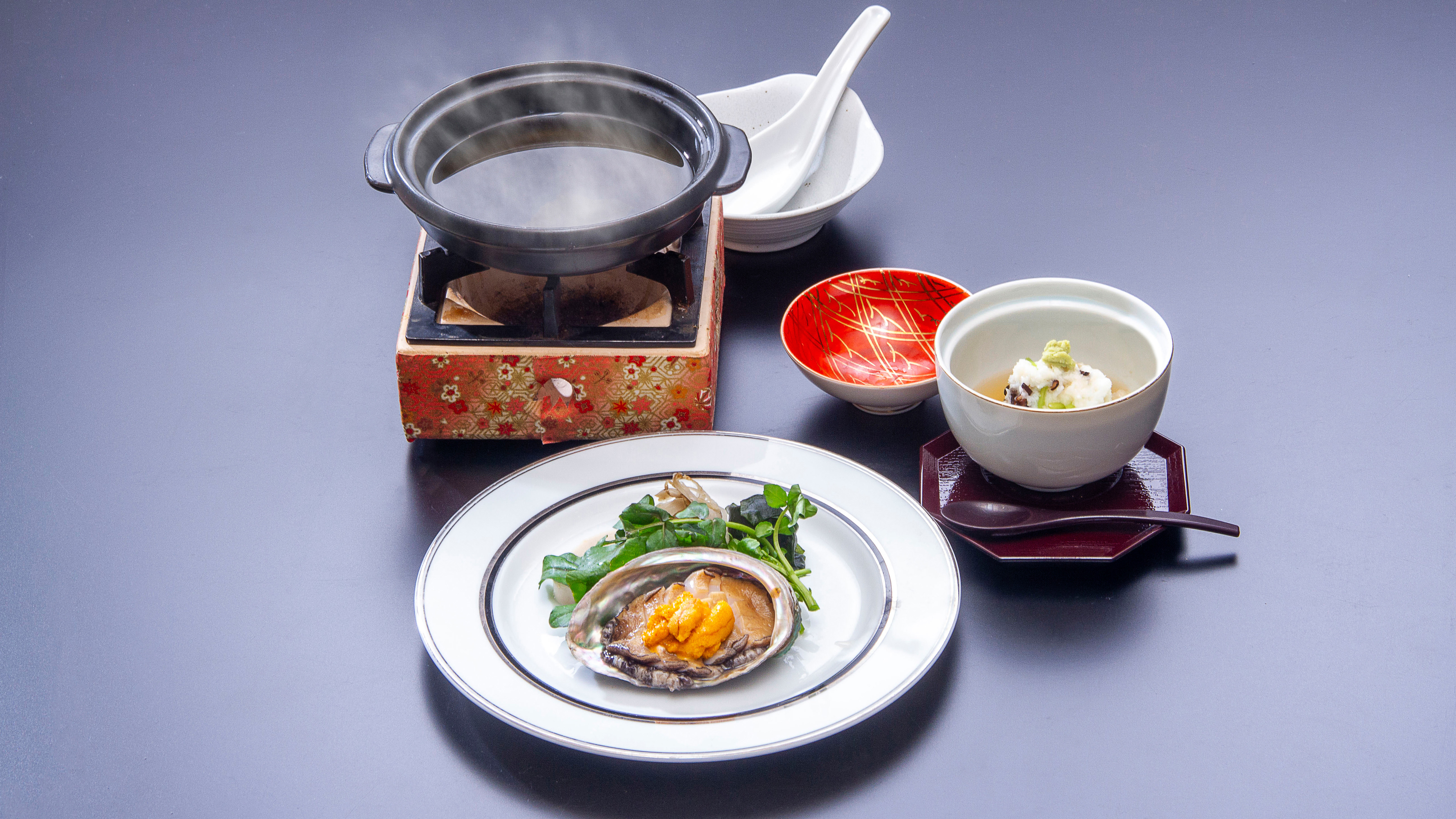 【2025冬】鮑いちご沢煮鍋・赤甘鯛蕪蒸し