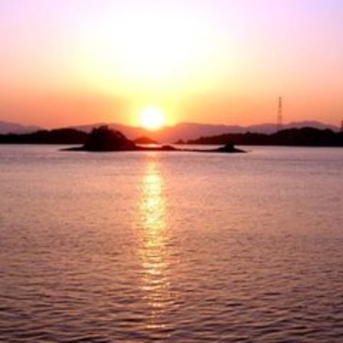 竹原港から眺める夕日