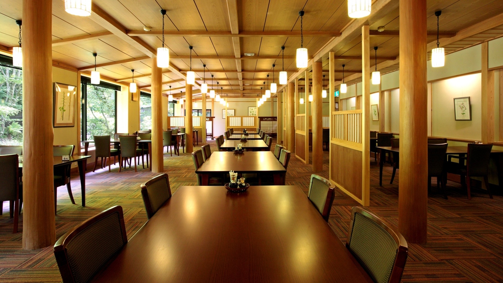 2泊以上でお得★【2食付】軽井沢でのんびり温泉三昧！≪貸切露天風呂無料≫【連泊２食付】