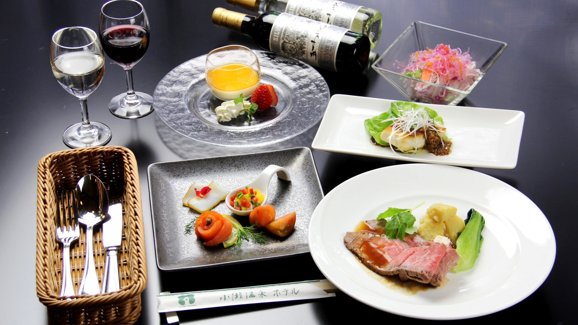 【夕食】朝はゆったり朝寝坊or朝から出発！アクティブな方《貸切露天風呂無料》【夕食付】