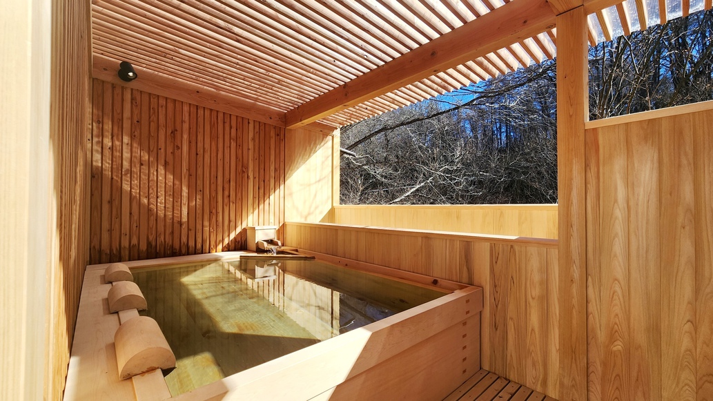 【素泊】《観光＆連泊に》軽井沢を自由気ままに♪チェックｉｎ22時ＯＫ！《貸切露天風呂無料》