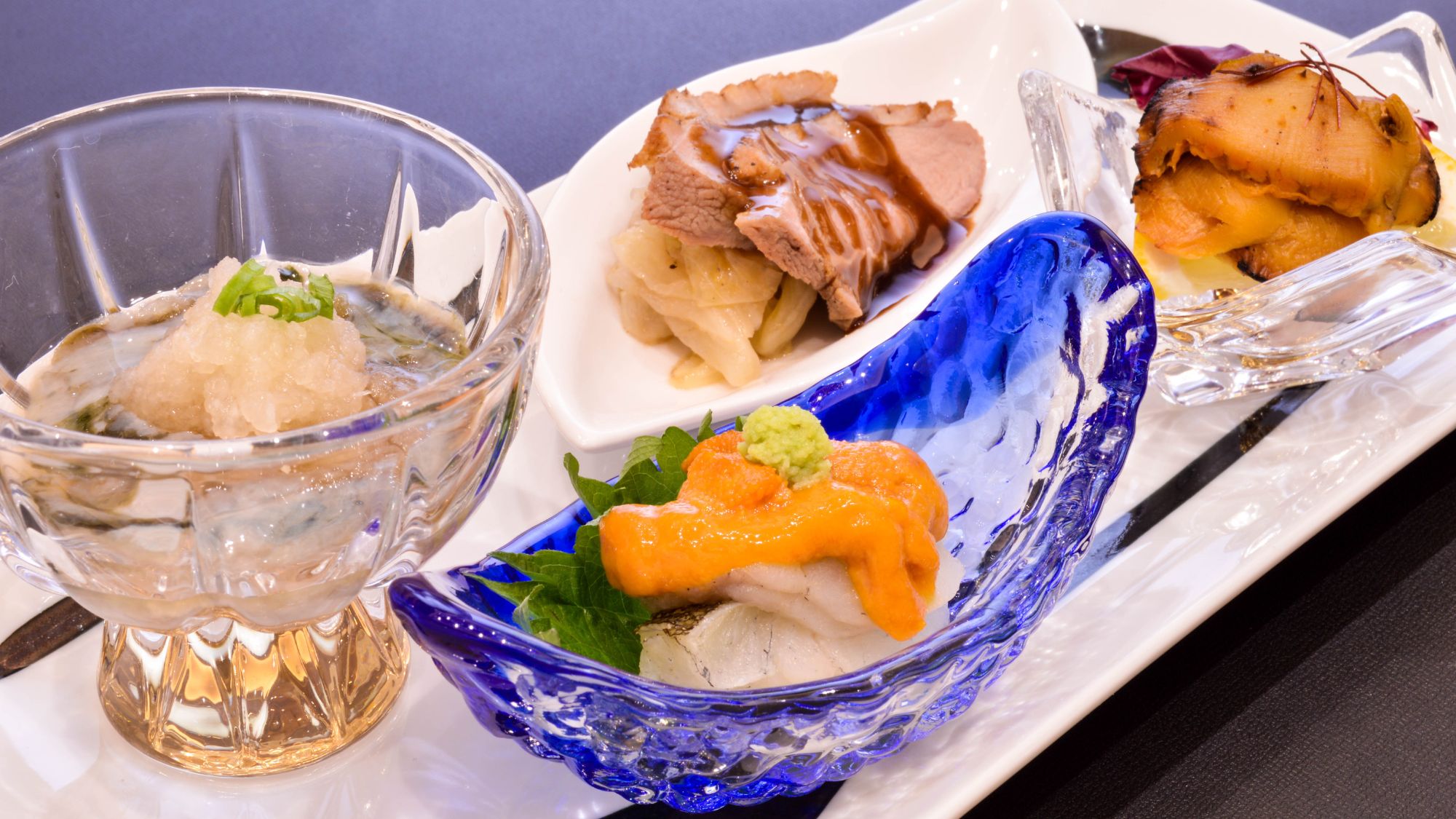 八寸〈薫〉｜なまこ・アイナメ・ホヤ・鴨