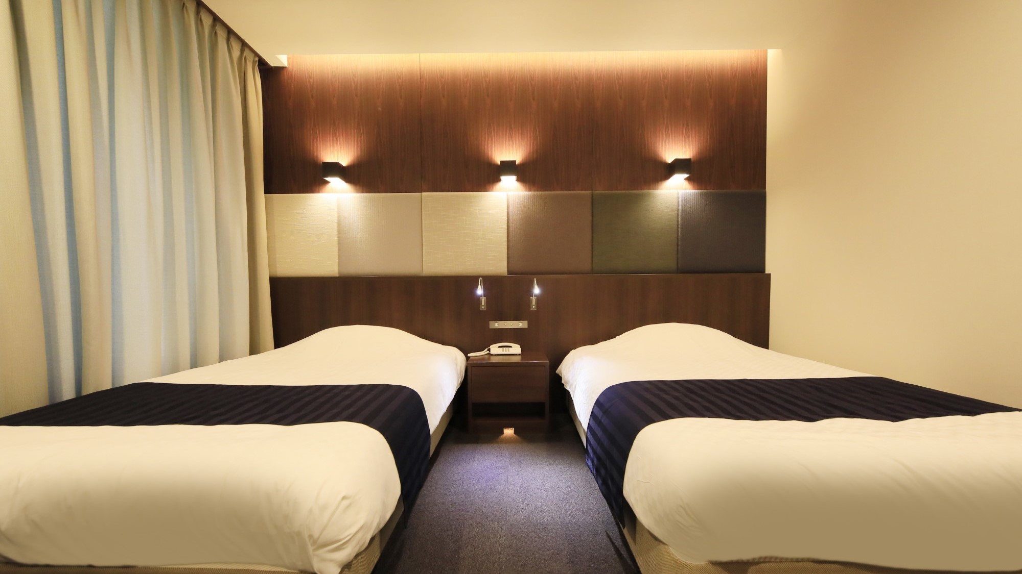 デラックスルーム