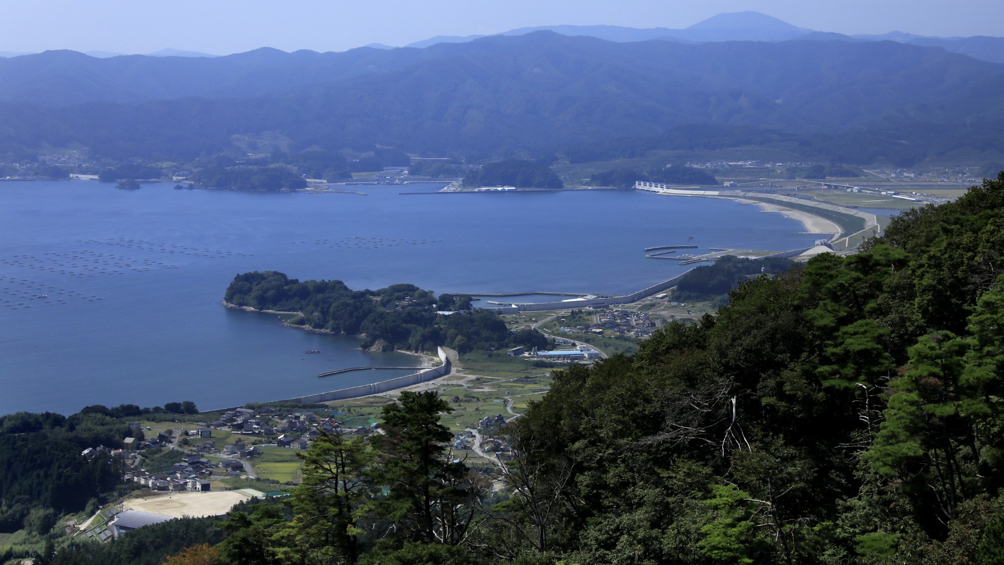 【広田湾】当館から車で約17分